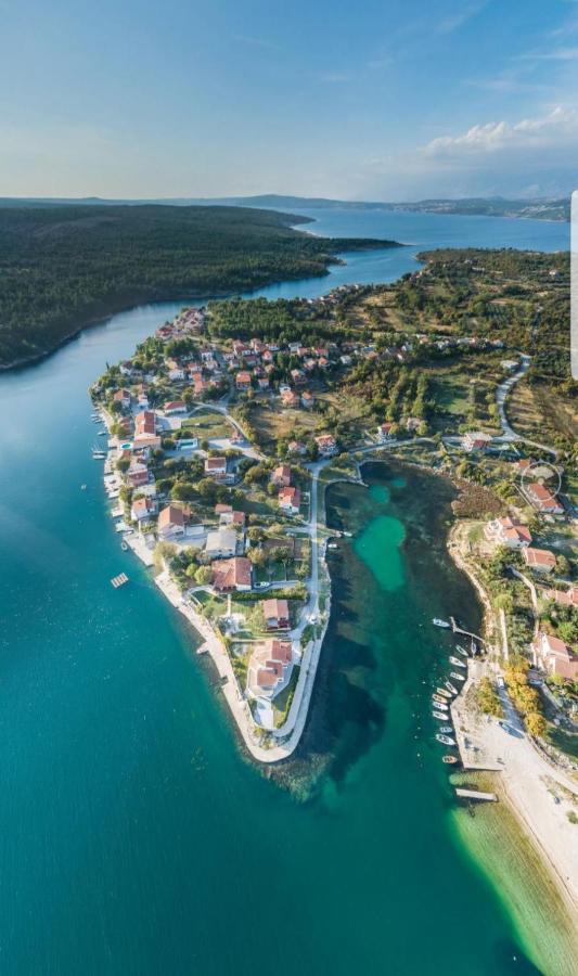 Apartmani Desnica Kruševo エクステリア 写真