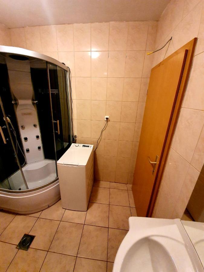 Apartmani Desnica Kruševo エクステリア 写真